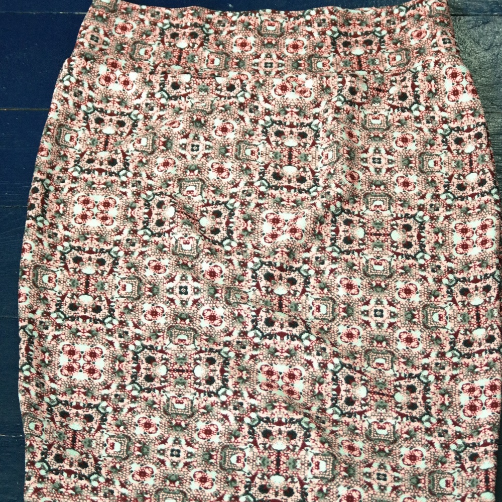 LulaRoe Cassie